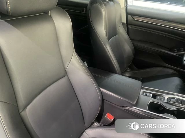 Honda Accord id 4307778 из Китая 8
