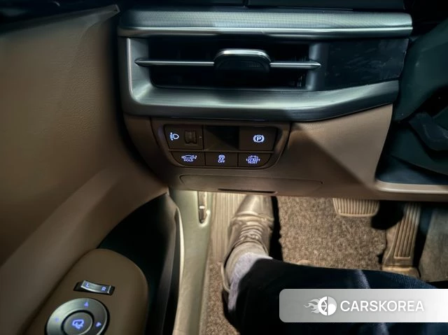 Hyundai Grandeur Hybrid (GN7) id 4523727 из Кореи 8