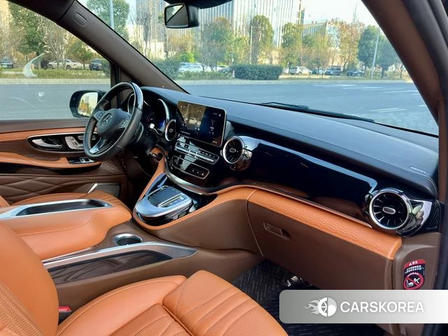 Mercedes-Benz V-class id 4257028 из Китая 8