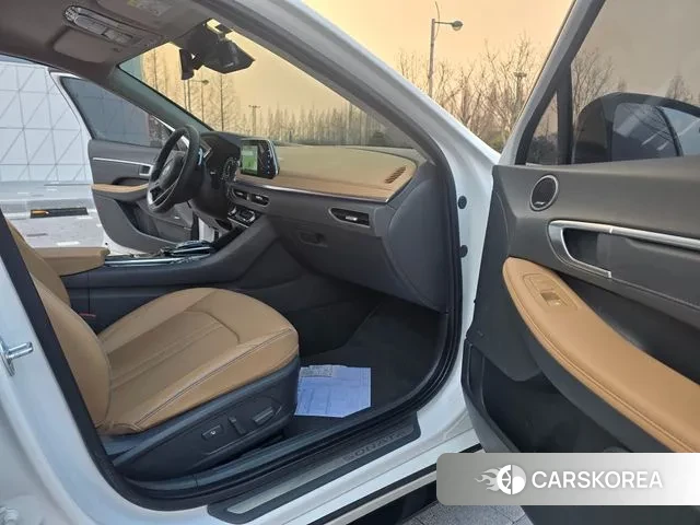 Hyundai Sonata (DN8) id 3777493 из Кореи 8