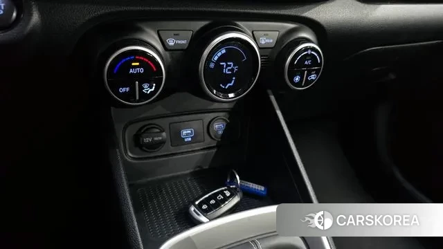 Hyundai Venue id 3525982 из Кореи 8