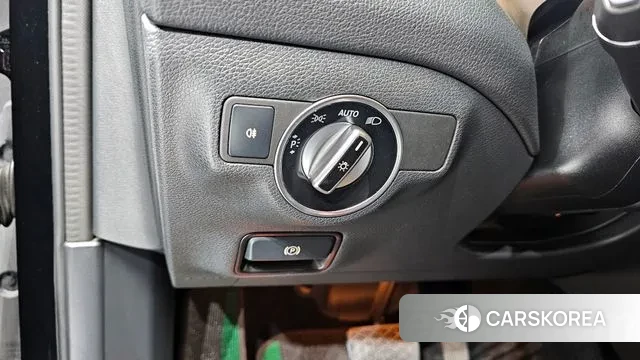 Mercedes-Benz GLA-Class X156 id 3558149 из Кореи 8