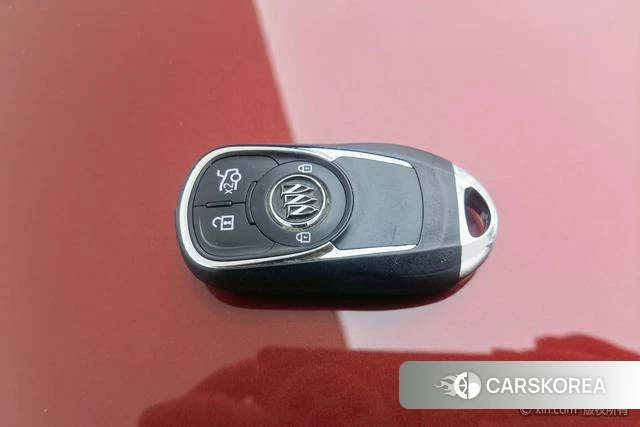 Buick Regal id 4253560 из Китая 8