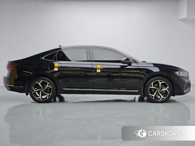 Volkswagen Passat id 4274762 из Китая 8