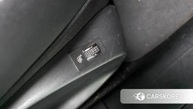 Peugeot 2008 id 3814214 из Кореи 8