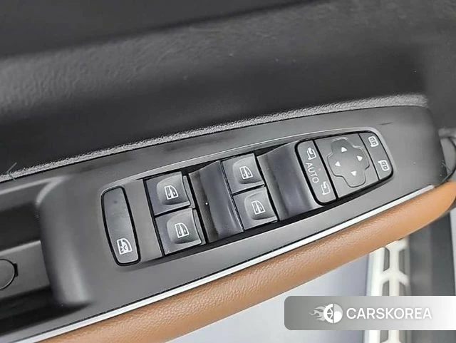 Renault Korea (Samsung) The New QM6 id 4546853 из Кореи 8