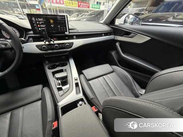 Audi A4L id 4235003 из Китая 8