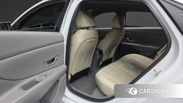 Hyundai Avante (CN7) id 3716739 из Кореи 8