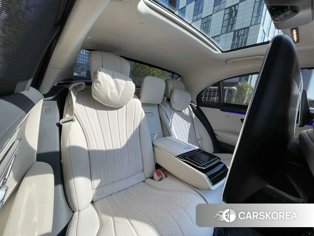 Mercedes-Benz S-class id 4259615 из Китая 8