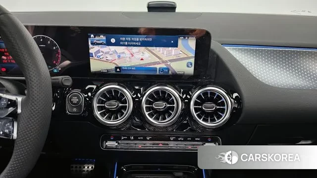 Mercedes-Benz GLA - Class H247 id 3466923 из Кореи 8