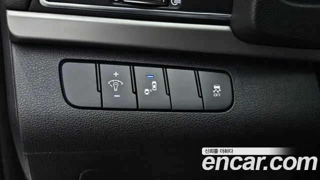 Hyundai Avante AD id 2764349 из Кореи 8