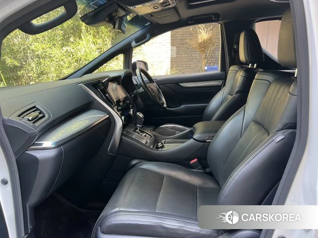 Toyota Elfa id 4239682 из Китая 8
