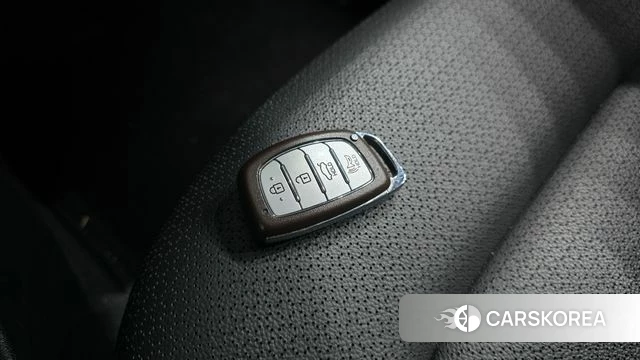 Hyundai Avante AD id 4551963 из Кореи 8