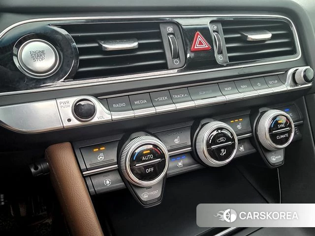Genesis G70 id 4384674 из Кореи 8