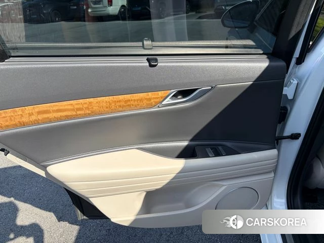 Genesis G80 (RG3) id 4836165 из Кореи 8