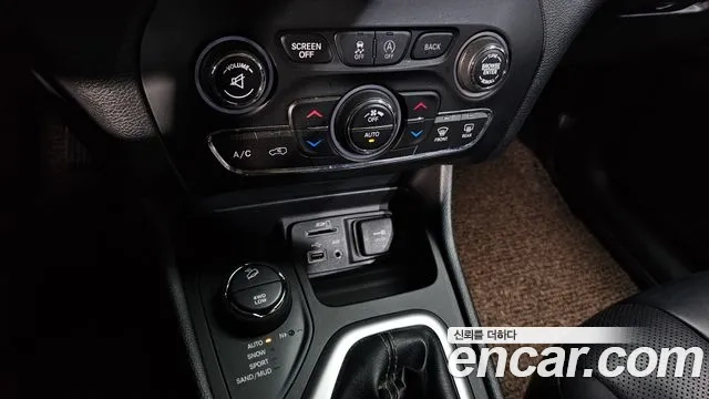 Jeep Cherokee (KL) id 2870621 из Кореи 8