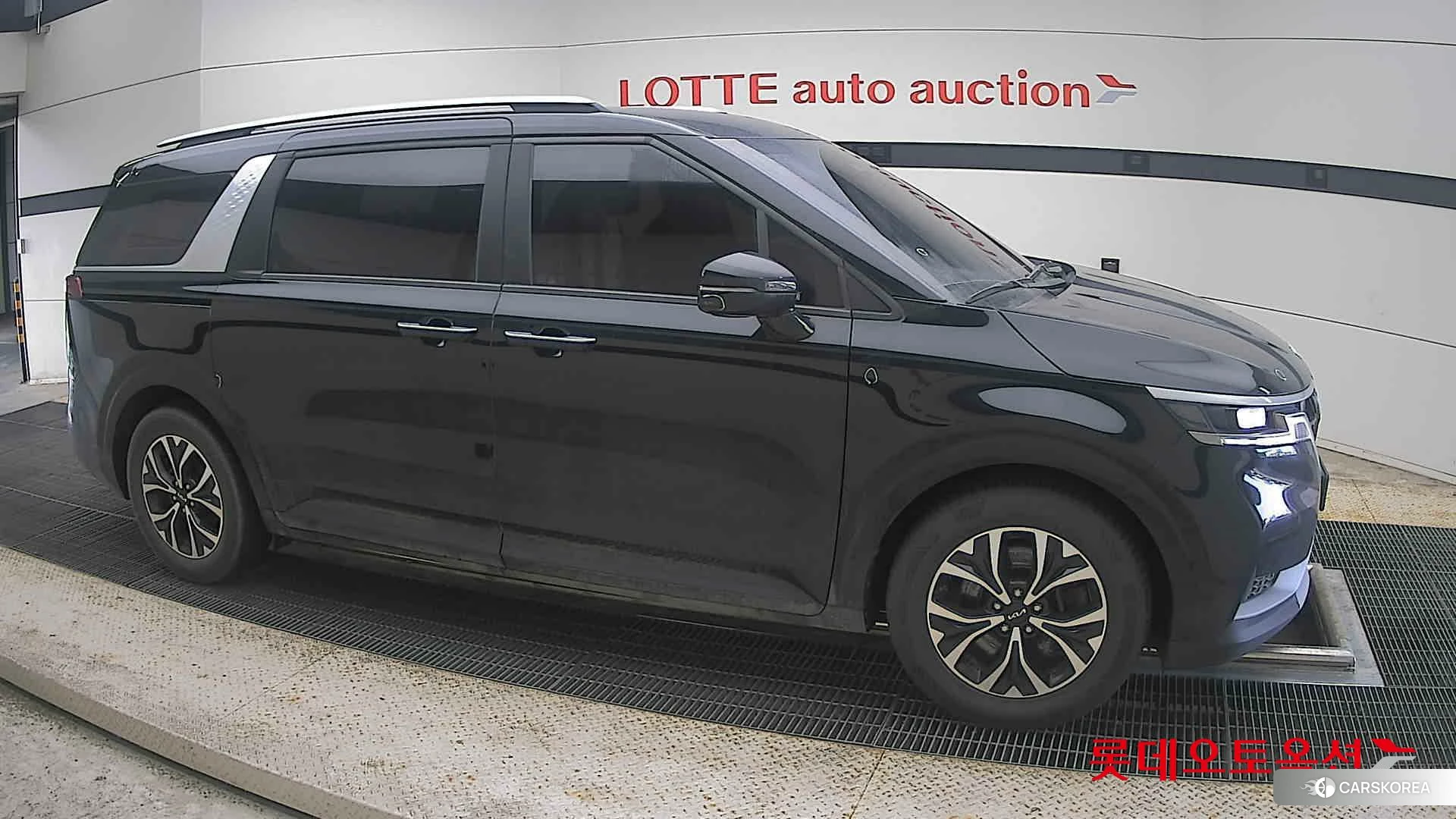 Kia Carnival id 4498434 из Кореи 8