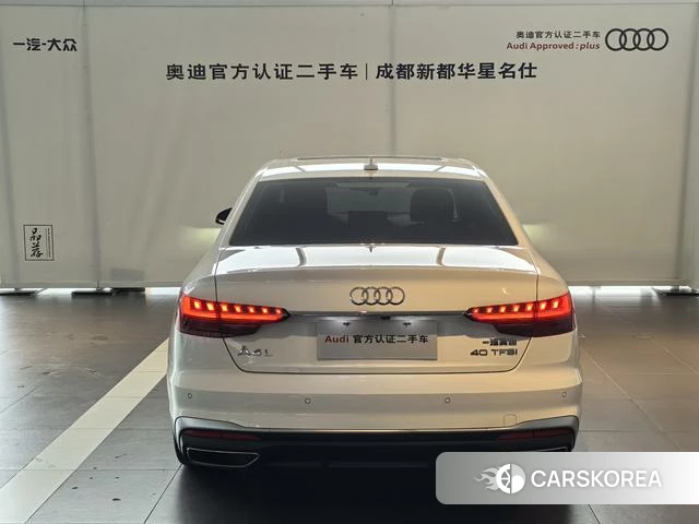 Audi A4L id 4307086 из Китая 8
