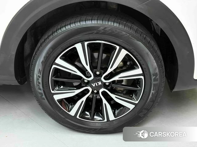 Kia Yi Ran id 4348611 из Китая 8