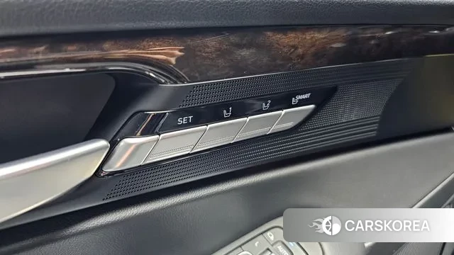 Genesis G90 id 3296123 из Кореи 8