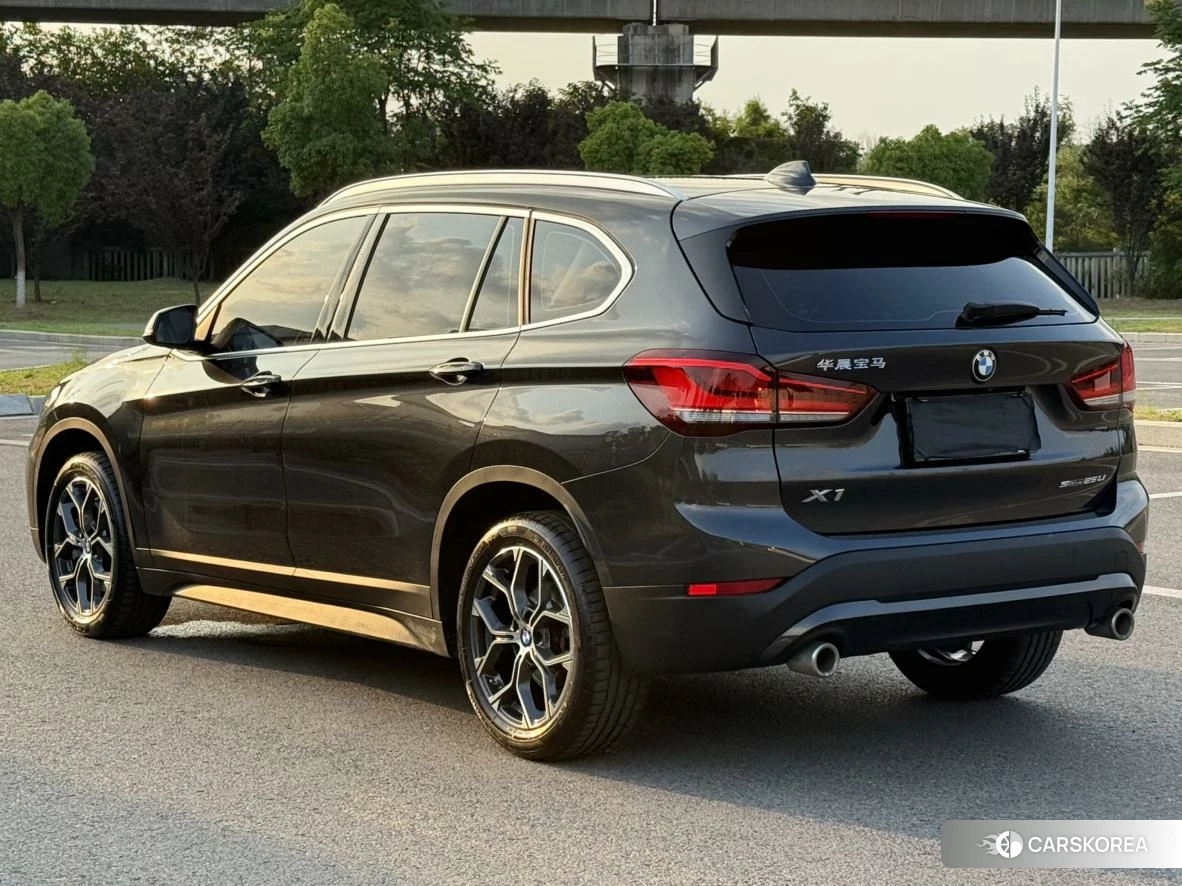 BMW X1 id 4455818 из Китая 8