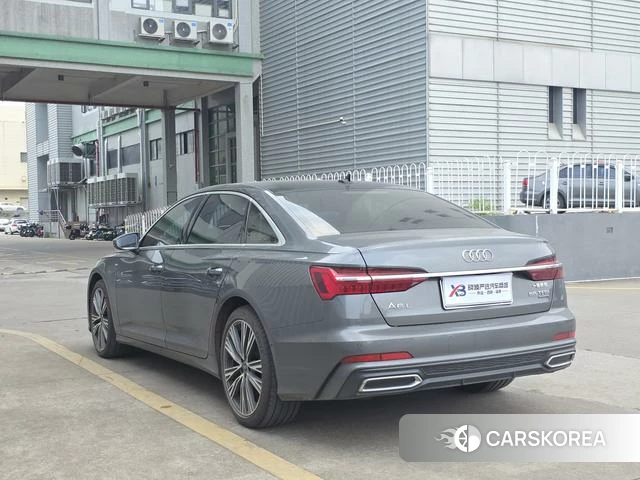 Audi A6L id 4261391 из Китая 8