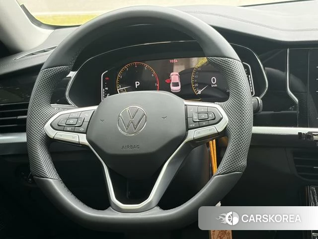 Volkswagen Passat id 4265599 из Китая 8