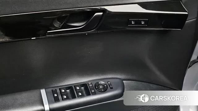 Hyundai Grandeur (GN7) id 3272552 из Кореи 8