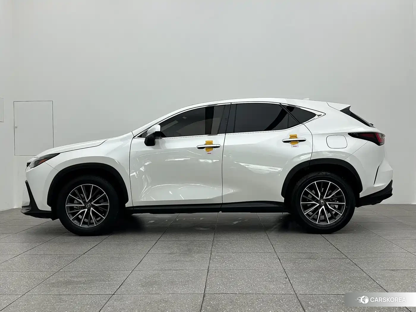 Lexus NX id 4669265 из Китая 8