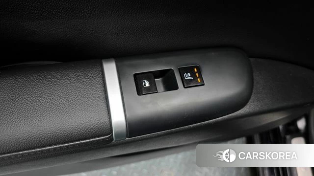 Hyundai Grandeur (GN7) id 3940264 из Кореи 8