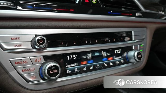 BMW 7 Series (G11) id 4383989 из Кореи 8