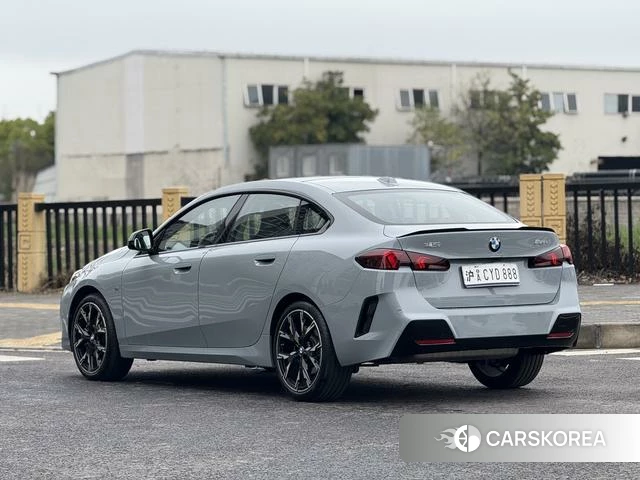 BMW 2 series id 4259171 из Китая 8