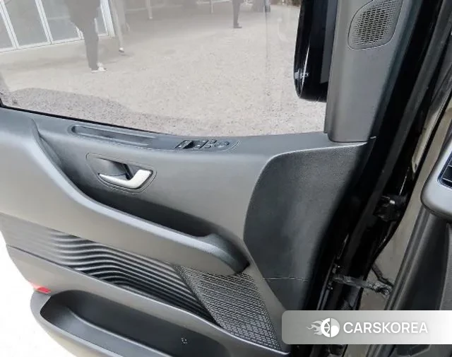 Hyundai Staria id 3756929 из Кореи 8