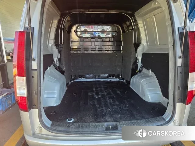 Hyundai Staria id 3606717 из Кореи 8