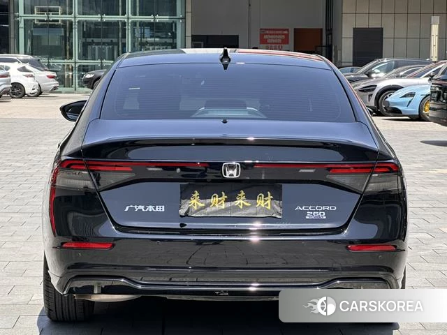 Honda Accord id 4274500 из Китая 8