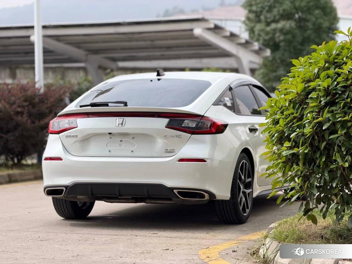 Honda Civic id 4492804 из Китая 8