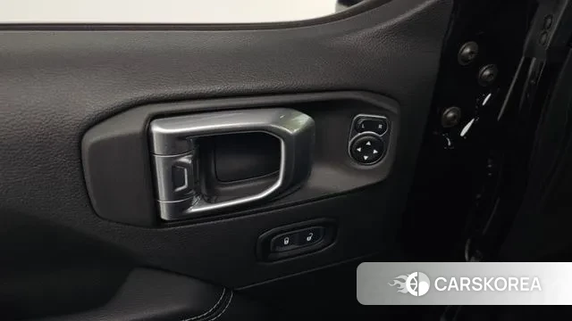 Jeep Wrangler (JL) id 3592297 из Кореи 8