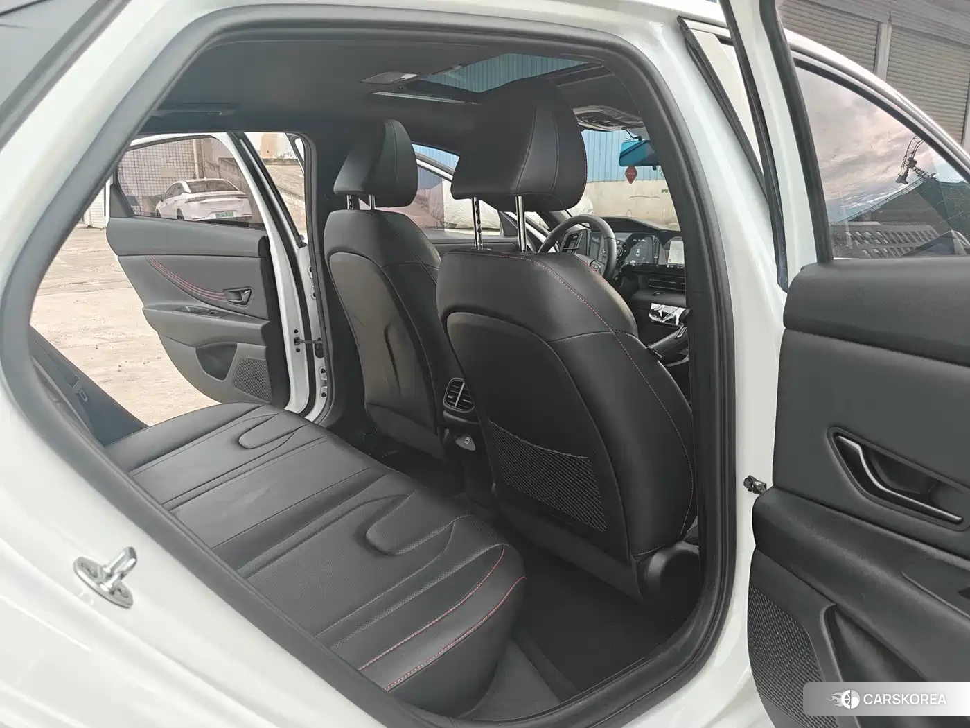 Hyundai Elantra id 4680743 из Китая 8