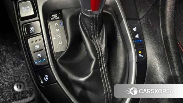 Hyundai Veloster (JS) id 3407972 из Кореи 8