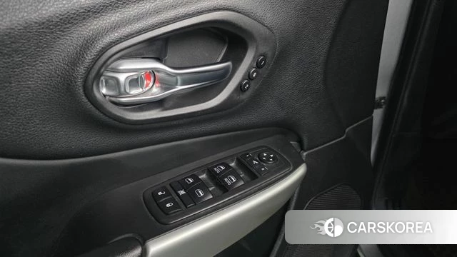 Jeep Cherokee (KL) id 3853862 из Кореи 8