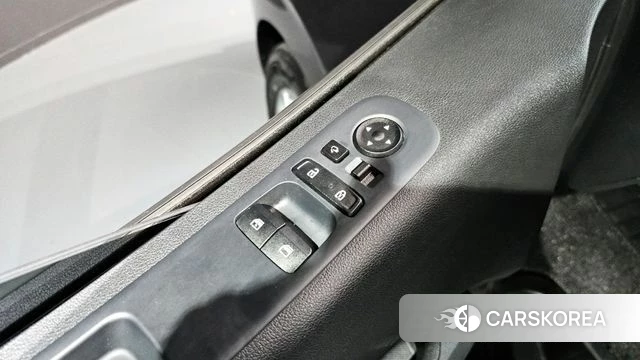 Hyundai Staria id 3832029 из Кореи 8