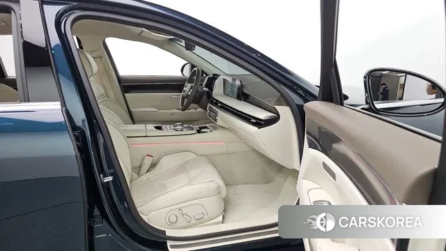 Genesis G90 (RS4) id 3764215 из Кореи 8