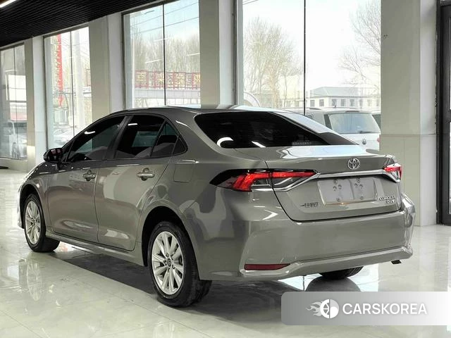 Toyota Corolla id 4263189 из Китая 8