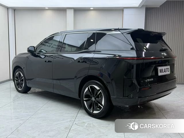 Toyota Platinum Wisdom 3X id 4353344 из Китая 8
