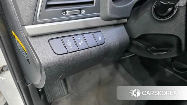 Hyundai Avante AD id 4502852 из Кореи 8