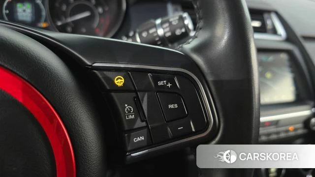Jaguar E-PACE id 4536699 из Кореи 8