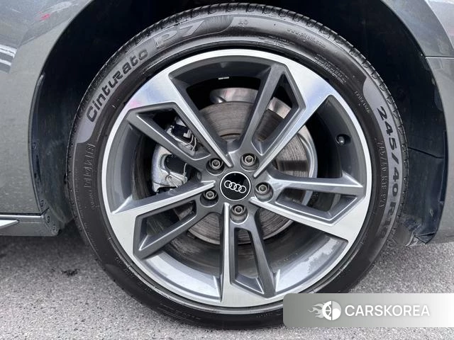 Audi A4L id 4220908 из Китая 8