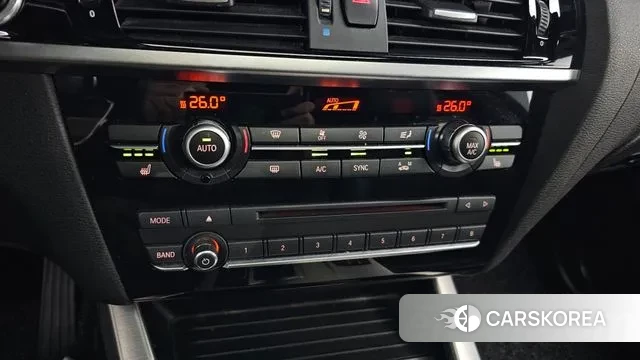 BMW X4 (F26) id 3429543 из Кореи 8