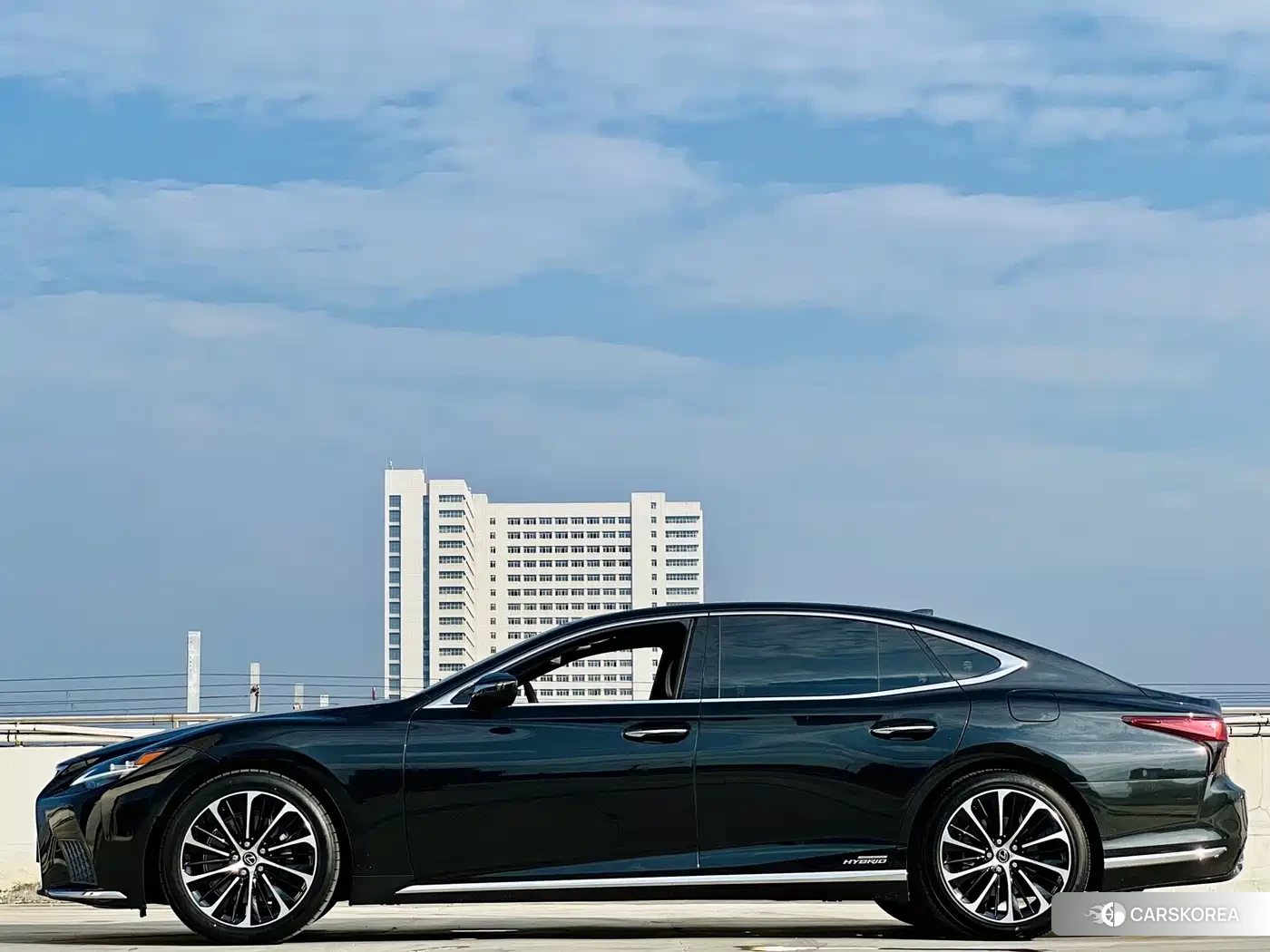 Lexus LS id 4589388 из Китая 8
