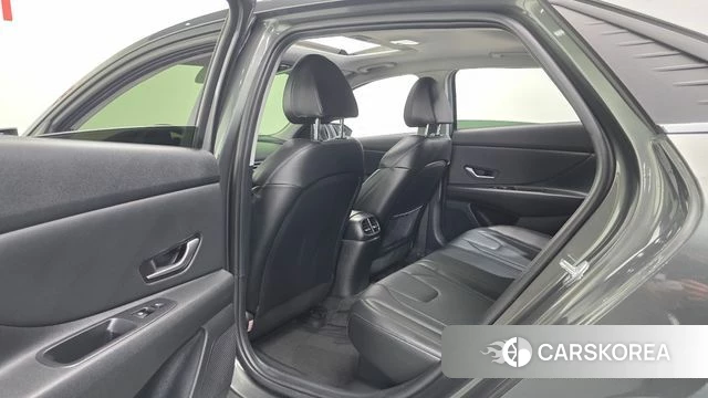 Hyundai Avante Hybrid (CN7) id 3839793 из Кореи 8